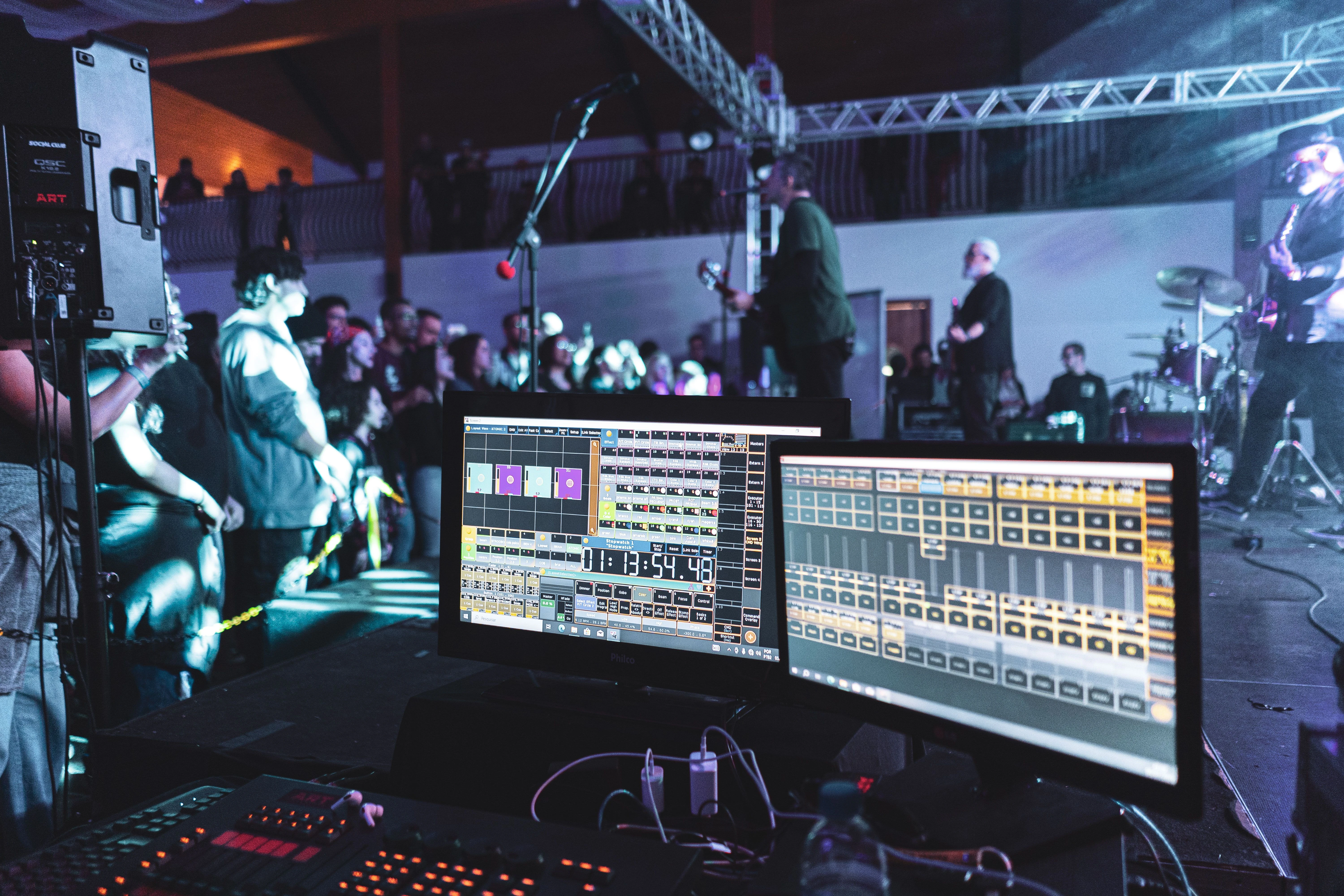 Professional live band New Year's Eve Kudelstaart OnDestination event