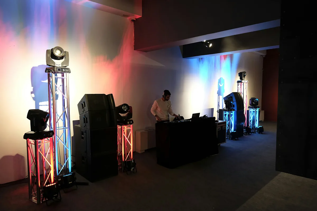 Artist live